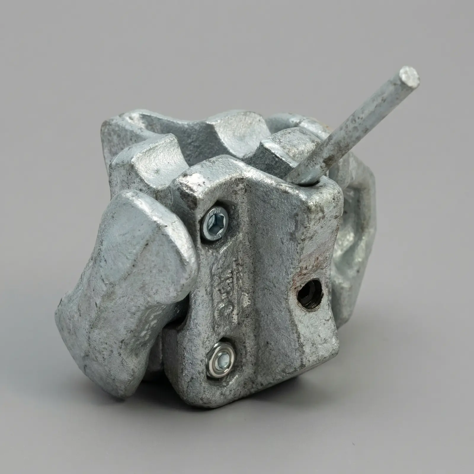 twistlocks-and-interlocks